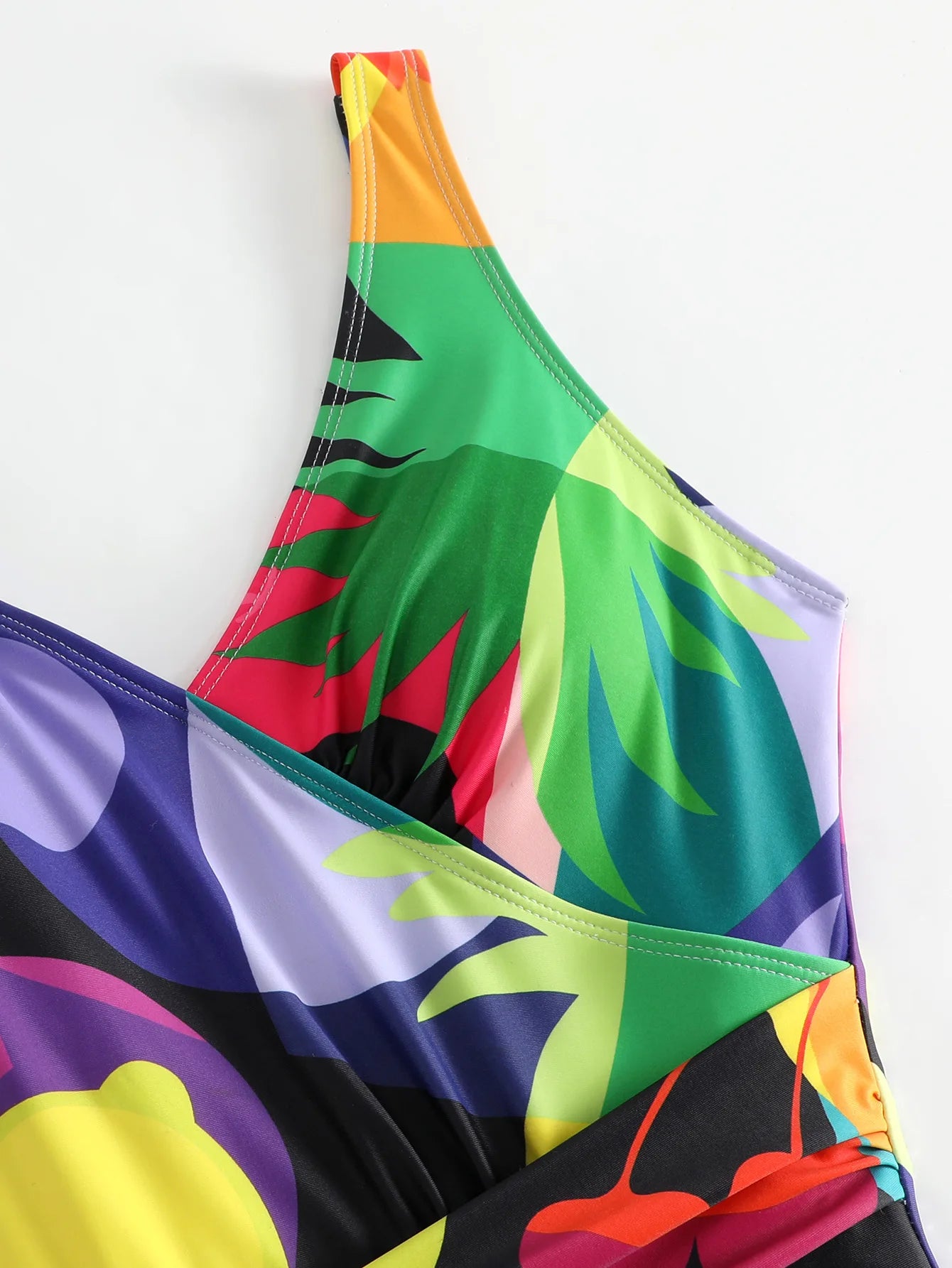 Maillot de Bain Une Pièce Femme – Slim Imprimé, Taille Haute & Col Frontal | Ventre Couvert, Nouveau