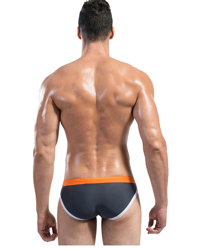 Slip de Bain Homme Tendance – Serré, Respirant, Épissage Bicolore, Short de Plage